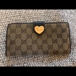 GUCCI Monogram Heart Continental Wallet Brown